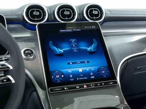 New 2026 Mercedes-Benz GLC 300 4MATIC image 19