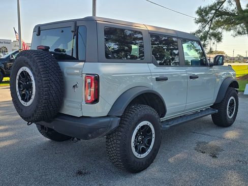 Used 2024 Ford Bronco Badlands AWD/4WD image 3