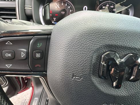 Used 2024 RAM 1500 Limited image 19
