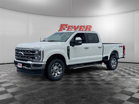 Certified 2025 Ford F250 Lariat w/ Chrome Package image 1