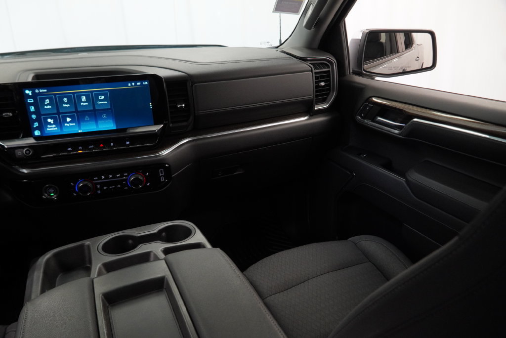 Certified 2023 Chevrolet Silverado 1500 LT AWD/4WD image 24