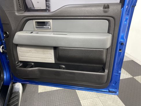 Used 2011 Ford F150 XLT w/ XLT Chrome Pkg image 23