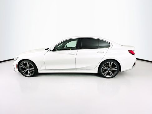 Used 2021 BMW 330i Sedan w/ Driving Assistance Package RWD image 4