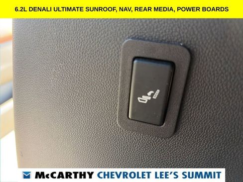 Used 2023 GMC Yukon XL Denali Ultimate AWD/4WD image 39