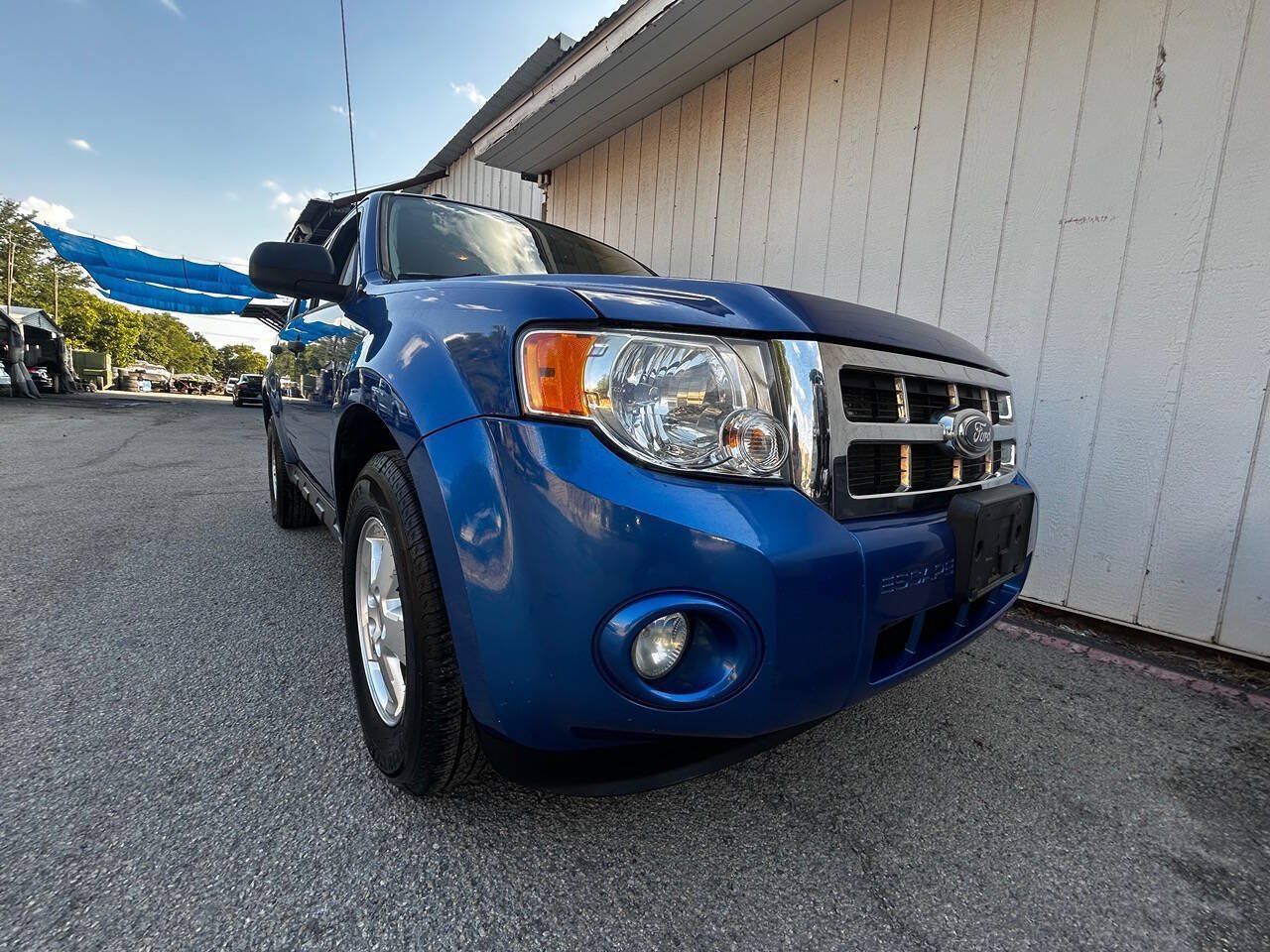 Used 2012 Ford Escape XLT FWD image 1