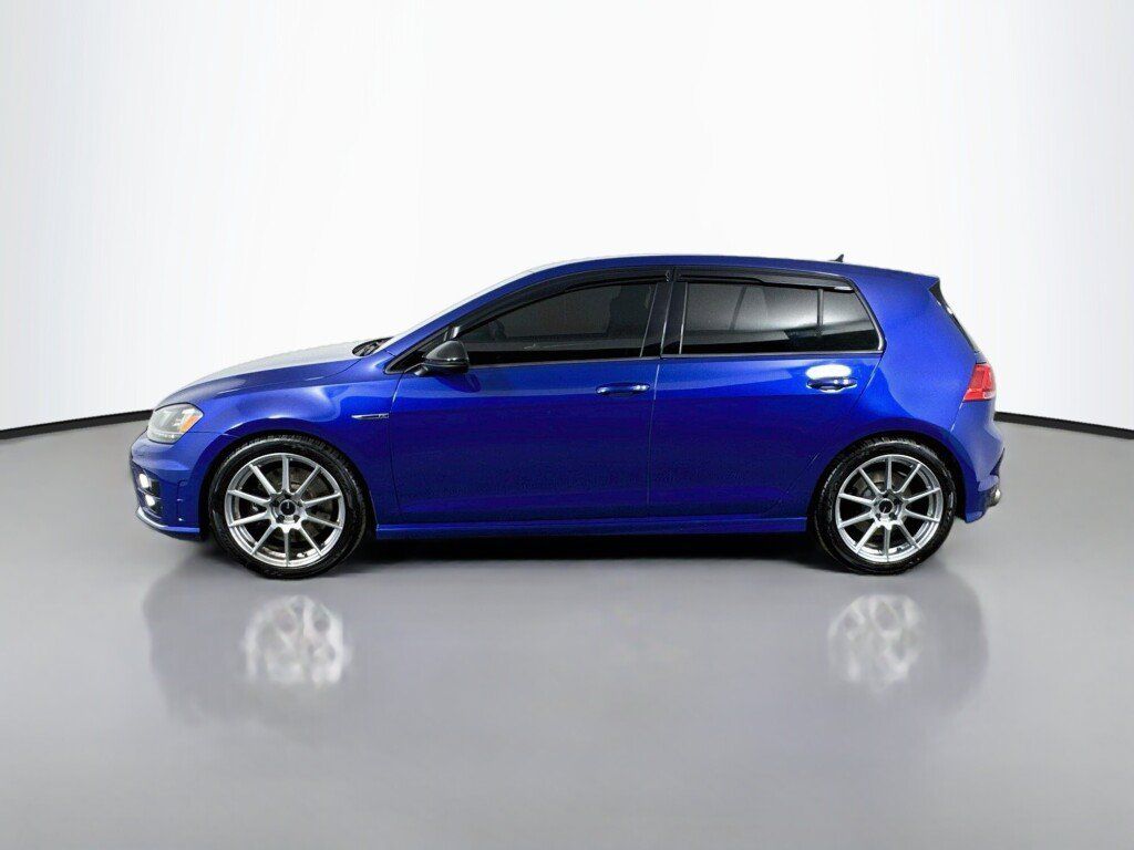 Used 2016 Volkswagen Golf 4-Door AWD/4WD image 2