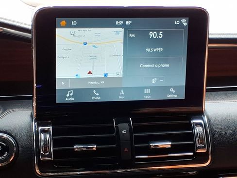 Used 2018 Lincoln Navigator Reserve AWD/4WD image 5