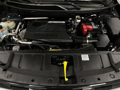 Certified 2025 Nissan Rogue SV image 11