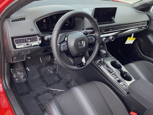 Used 2025 Honda Civic Sport image 14