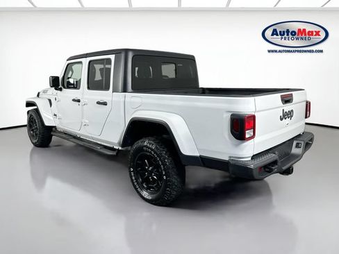 Used 2022 Jeep Gladiator Sport AWD/4WD image 5
