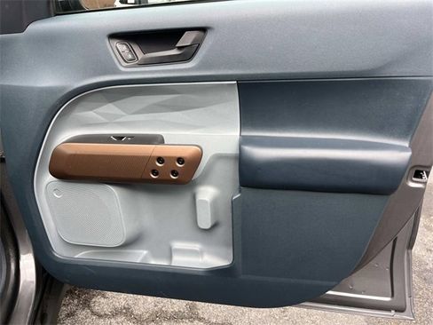 Used 2022 Ford Maverick Lariat image 20