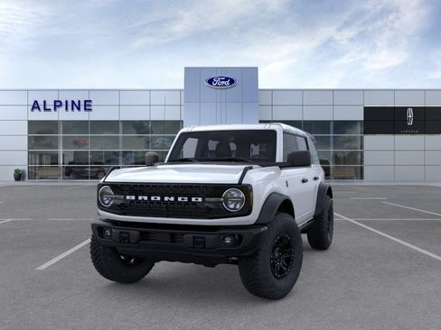 New 2026 Ford Bronco Big Bend w/ Black Diamond Package AWD/4WD image 2
