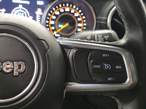 Used 2020 Jeep Gladiator Overland image 29