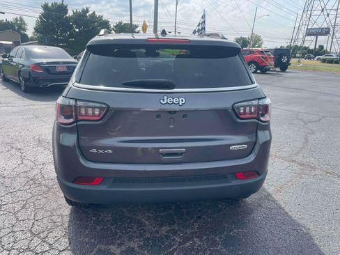Used 2022 Jeep Compass Latitude w/ Convenience Group AWD/4WD image 6