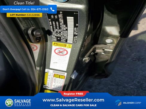 Used 2019 Toyota Highlander Plus FWD image 17