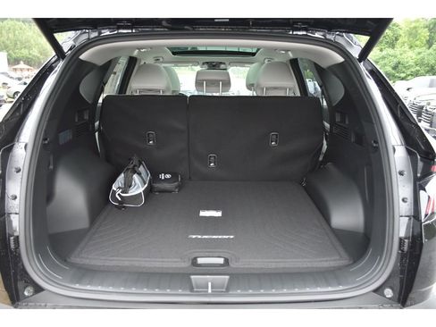 New 2025 Hyundai Tucson Limited image 13
