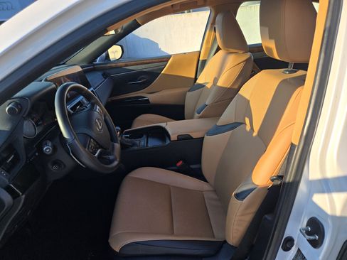 Used 2023 Lexus ES 350 w/ Premium Package FWD image 11
