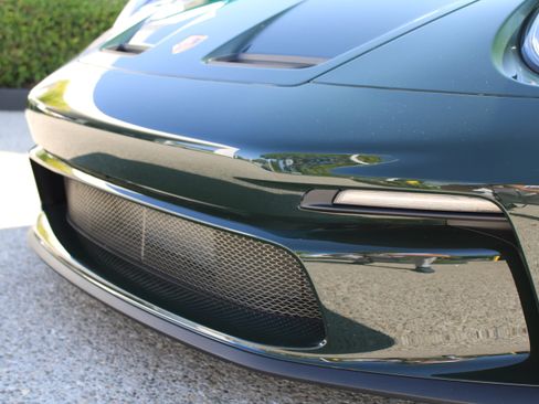 Used 2022 Porsche 911 GT3 image 13