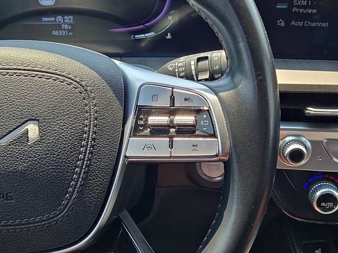 Used 2023 Kia Telluride EX w/ EX Captain's Chair Package FWD image 19