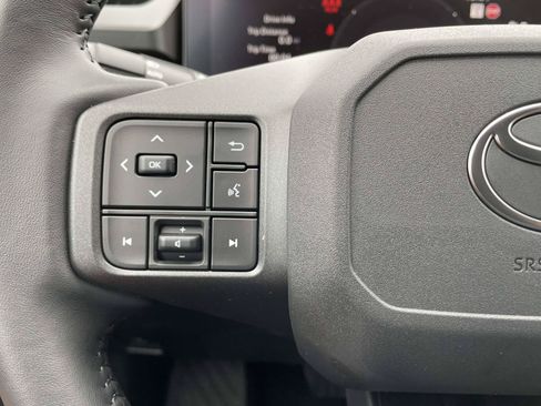 Used 2026 Toyota RAV4 SE AWD/4WD image 23