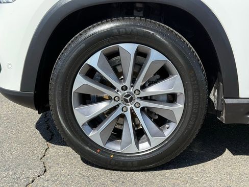 Used 2022 Mercedes-Benz GLE 350 4MATIC w/ Premium Package image 16