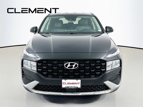 Used 2022 Hyundai Santa Fe SE FWD image 3