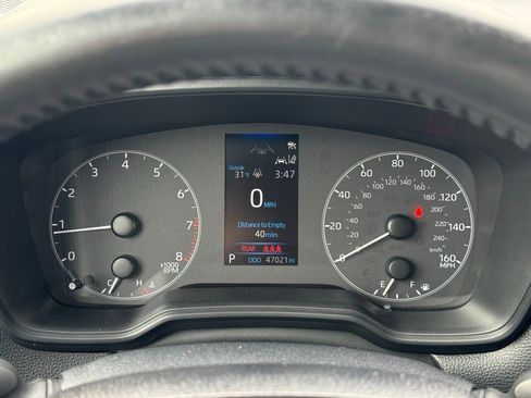 Used 2023 Toyota Corolla Cross LE image 34