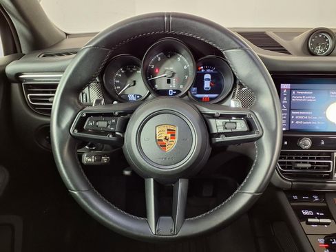 Used 2024 Porsche Macan Turbo AWD/4WD image 28