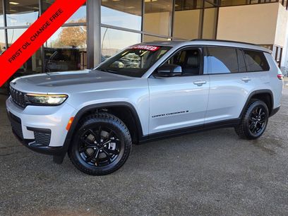 Used 2024 Jeep Grand Cherokee L Laredo