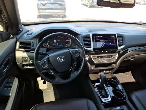Used 2017 Honda Ridgeline Black Edition image 9