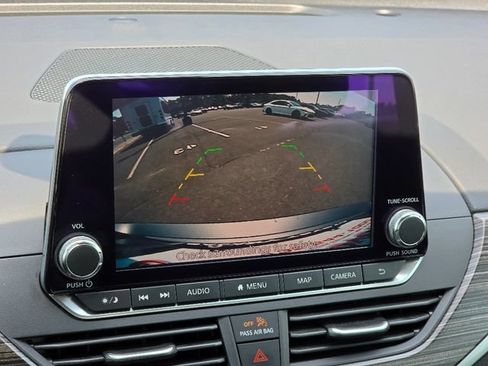 Used 2019 Nissan Altima 2.5 SL FWD image 32
