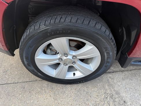 Used 2017 Jeep Compass Sport w/ Power Value Group image 8