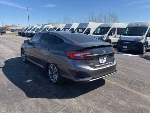 Used 2018 Honda Clarity Touring image 3