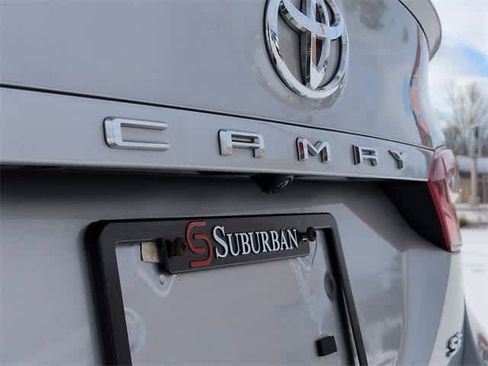 Used 2023 Toyota Camry SE image 12
