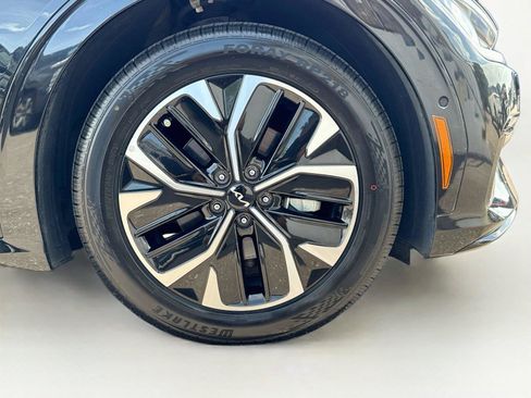 Used 2022 Kia EV6 GT-Line RWD image 37