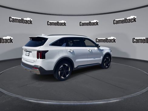 Certified 2025 Kia Sorento EX w/ EX Panoramic Sunroof Package AWD/4WD image 7