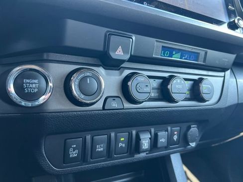 Used 2023 Toyota Tacoma TRD Sport w/ Advanced Technology Package AWD/4WD image 19