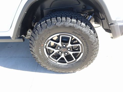 New 2026 Jeep Wrangler Rubicon image 18