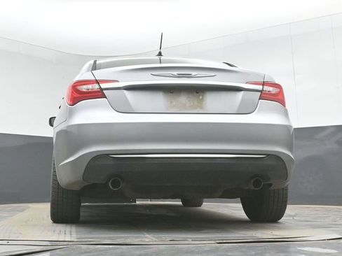 Used 2013 Chrysler 200 LX image 31