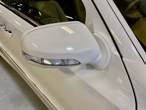 Used 2008 Mercedes-Benz E 350 Sedan image 17