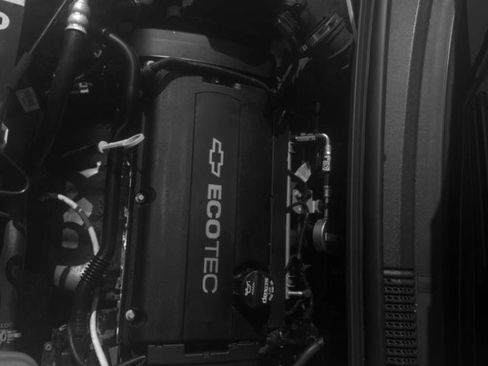 Used 2017 Chevrolet Sonic LT FWD image 23