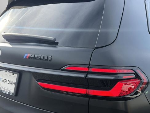 Used 2024 BMW X7 M60i image 35
