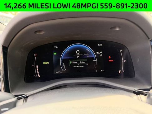 Used 2025 Toyota Camry SE FWD image 23