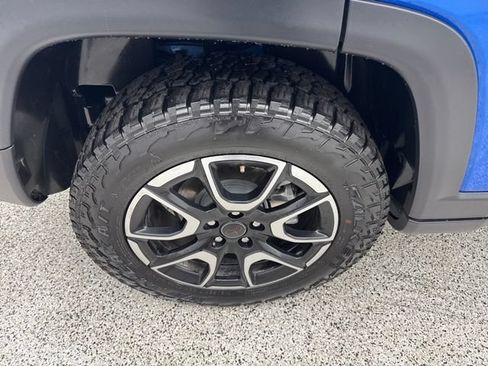 Used 2025 Jeep Compass Trailhawk AWD/4WD image 20