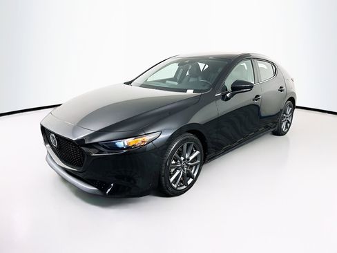 Used 2023 MAZDA MAZDA3 s image 3