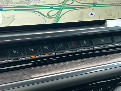 Certified 2025 Chevrolet Silverado 1500 LTZ image 31