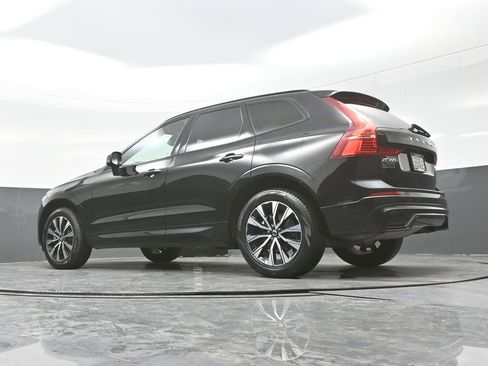 Used 2025 Volvo XC60 B5 Plus w/ Climate Package AWD/4WD image 27