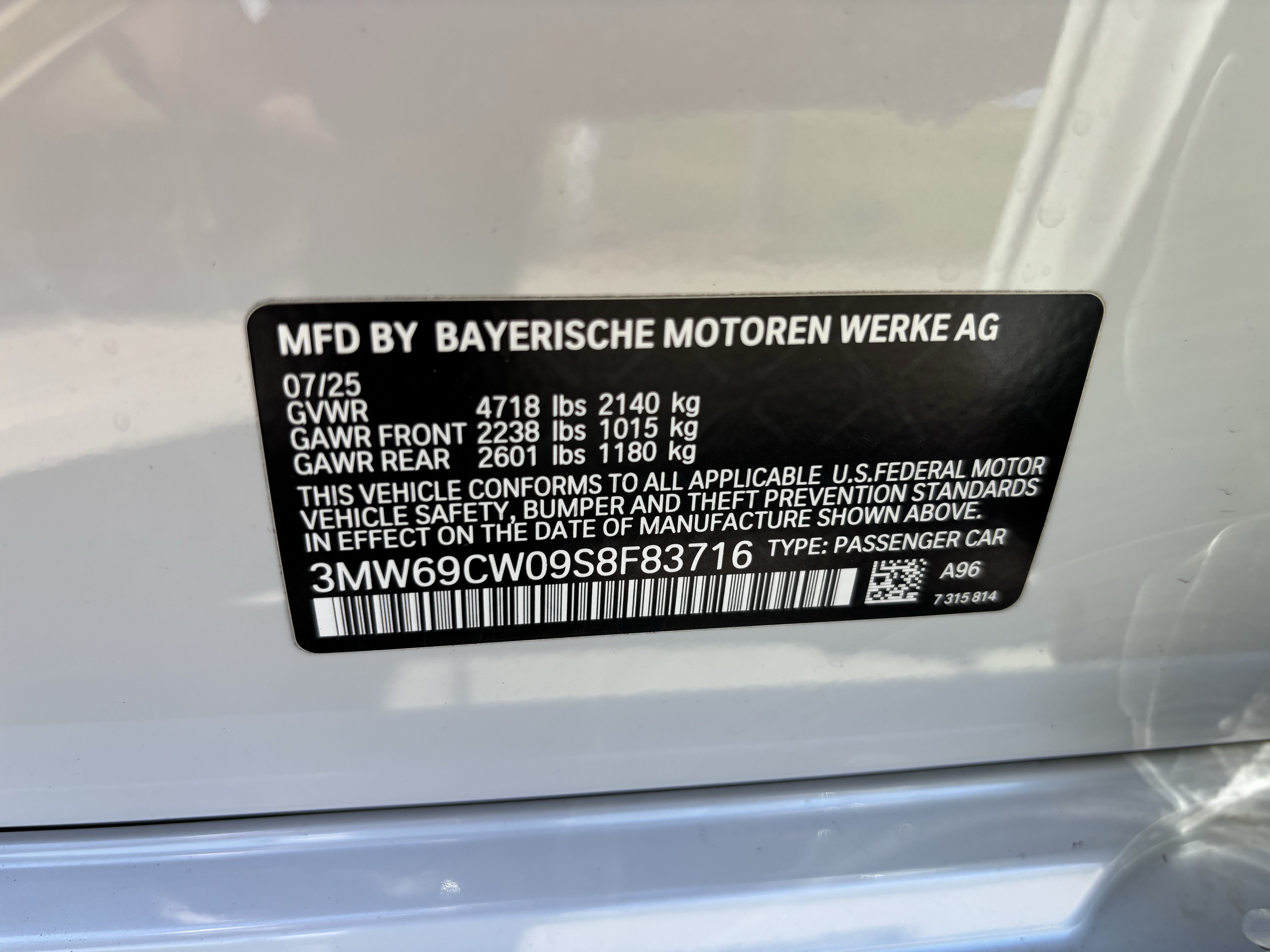 Certified 2025 BMW 330i Sedan RWD image 37