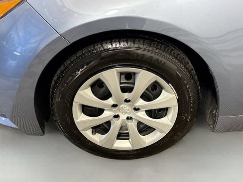 Used 2024 Toyota Corolla LE FWD image 4