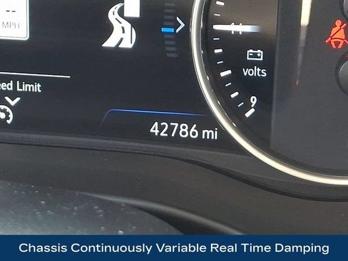 Used 2024 Buick Enclave Avenir w/ Avenir Technology Package AWD/4WD image 6
